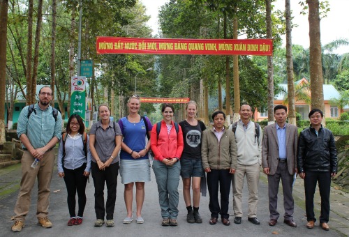 Amanda with the team from FFI and Perth Zoo